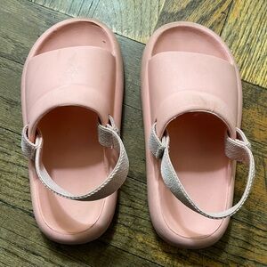 Zara Pink Kids Sandals Smooth Finish size 25